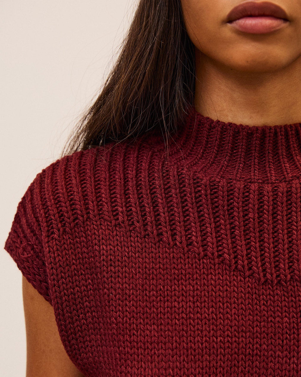 Chaleco Detalles Rib Granate