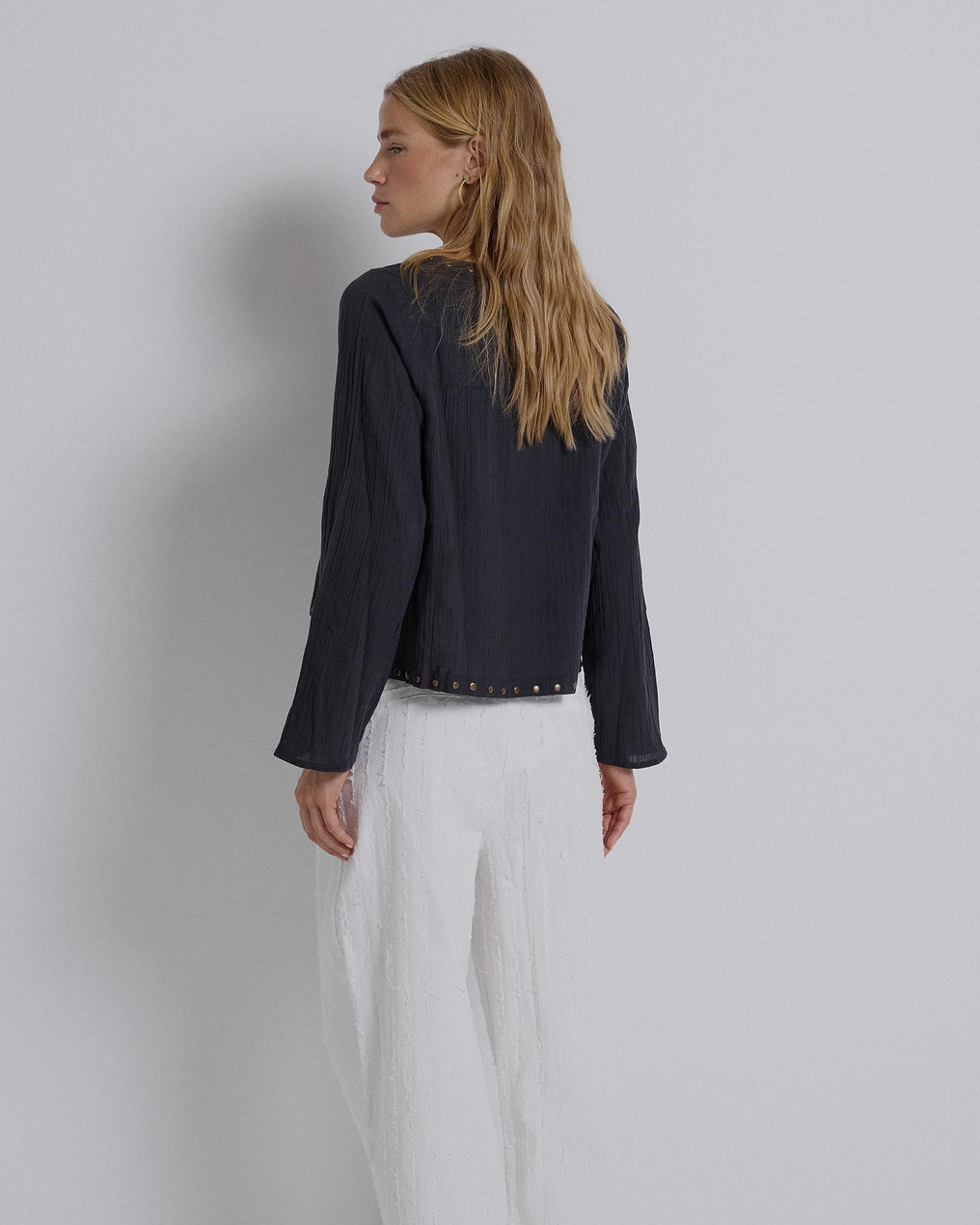 Blusa Tachuelas Antracita