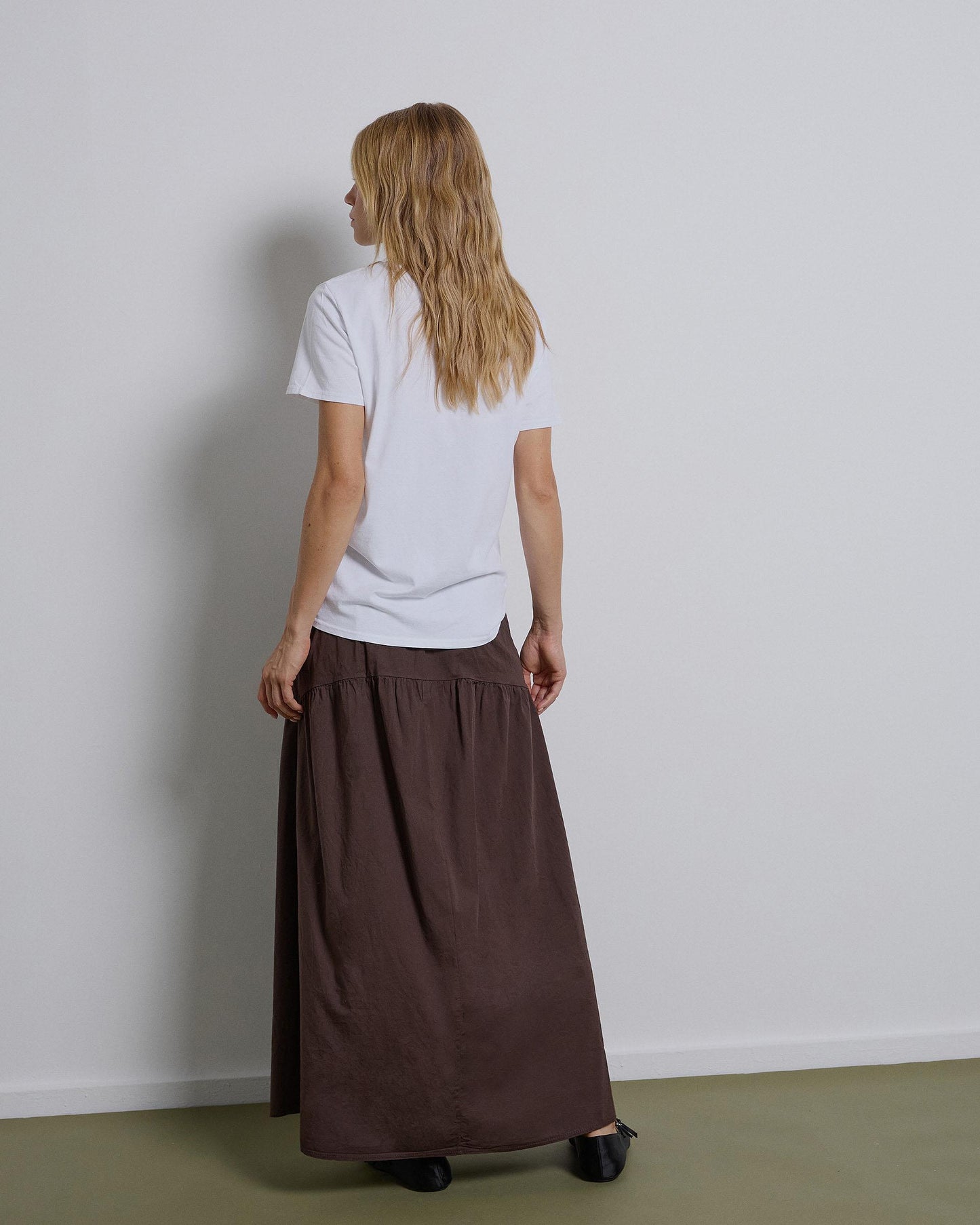 Saia comprida castanha com jugo