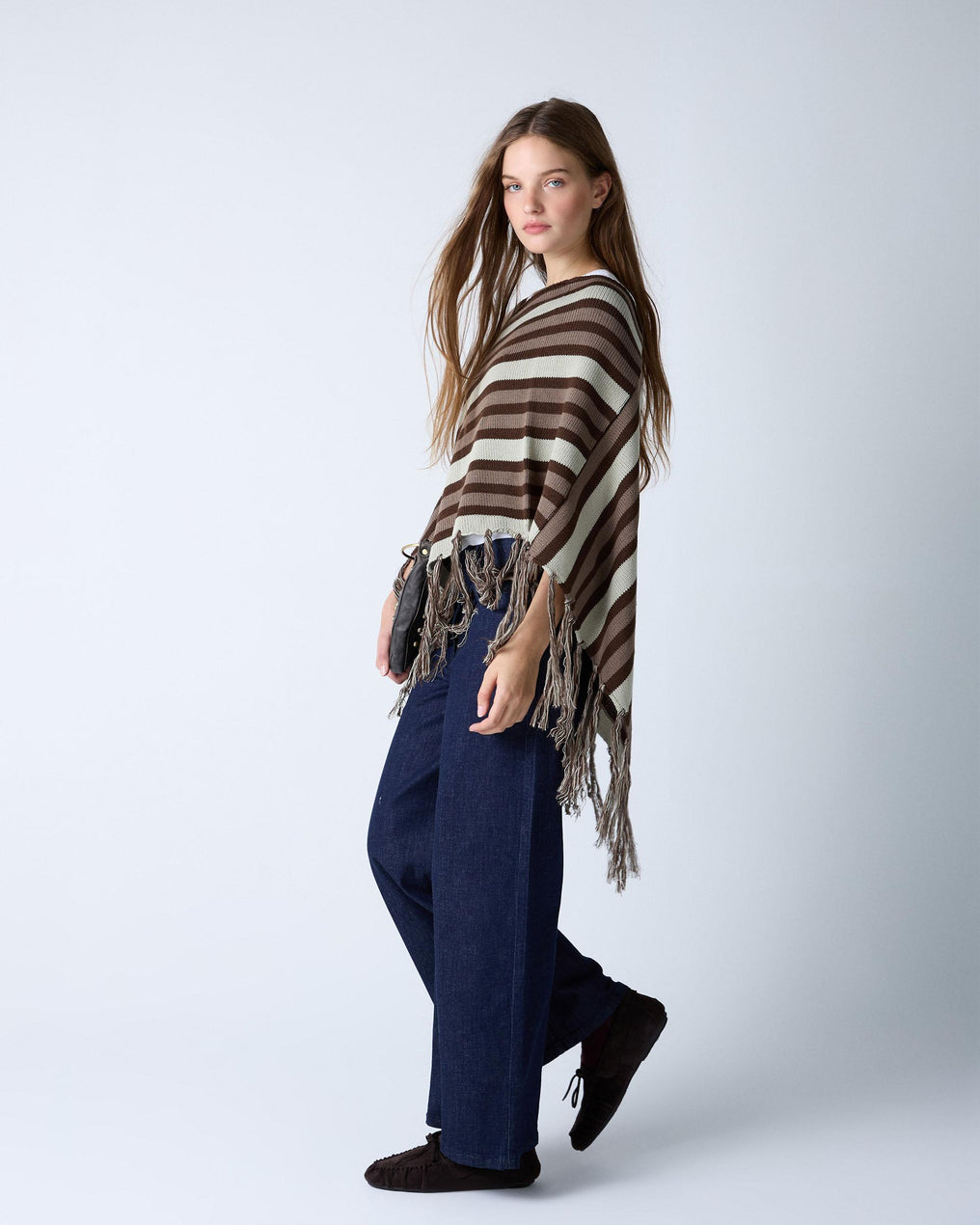 Poncho Rayas Flecos Marrón