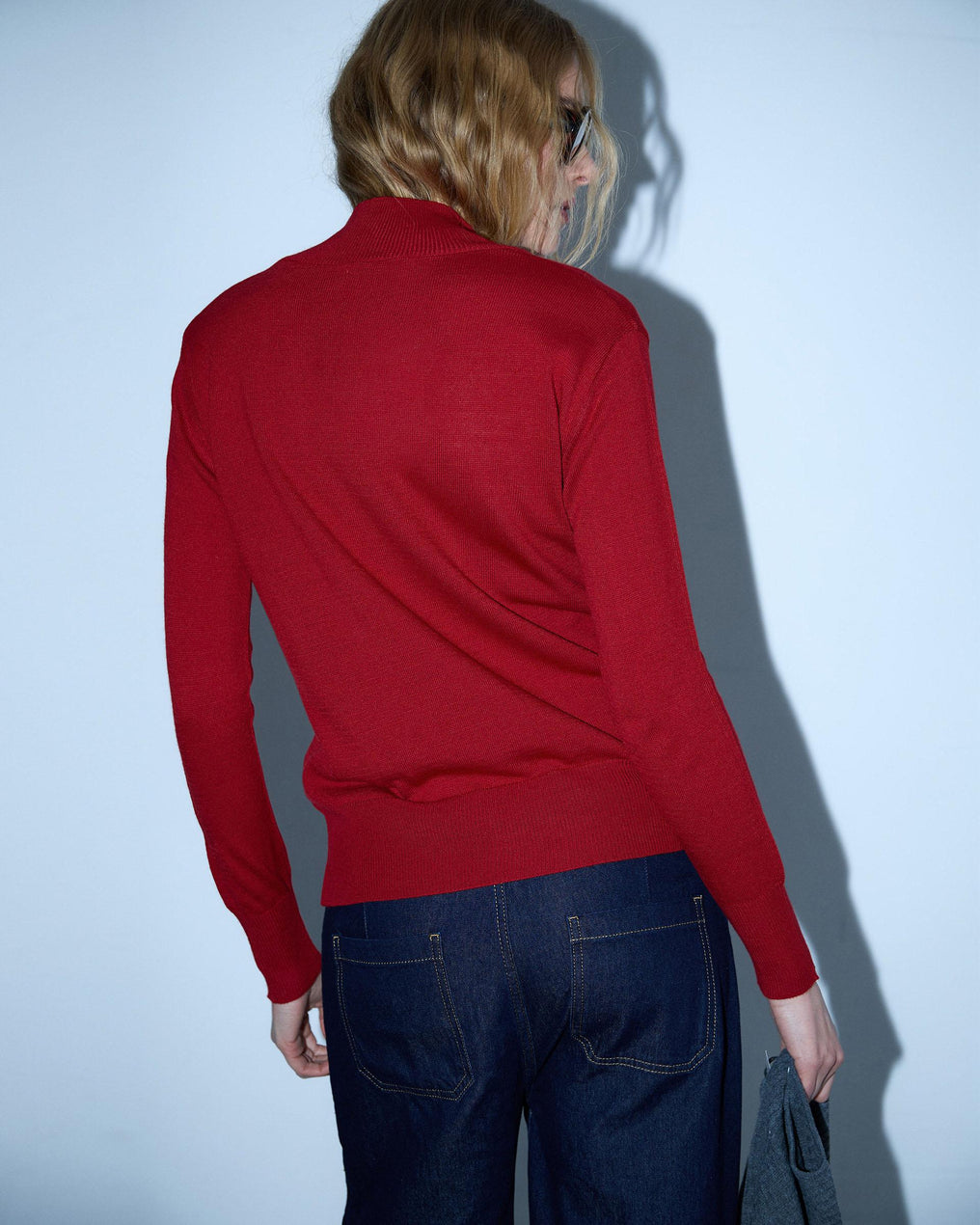 Camisola de gola alta em malha fina vermelha