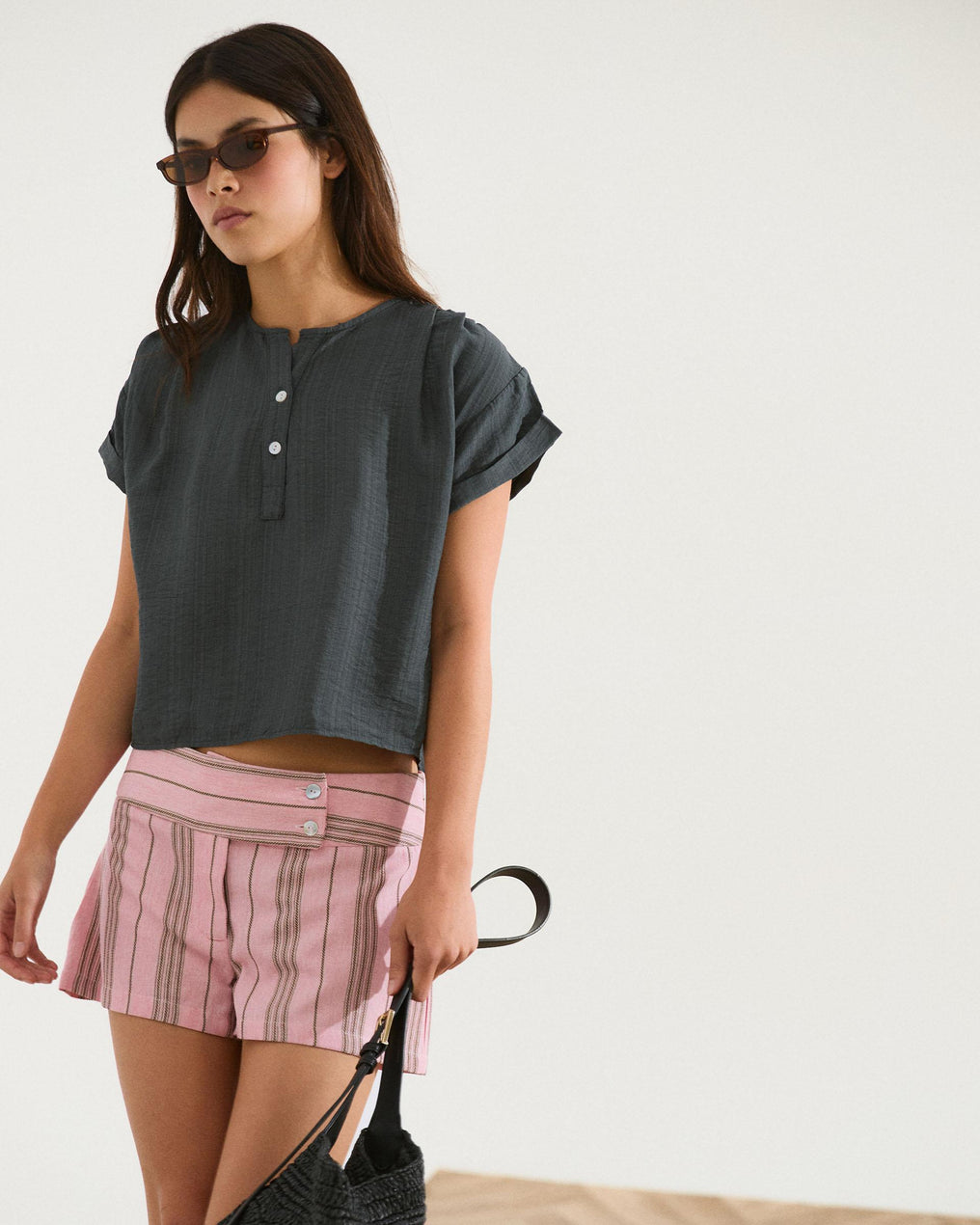 Blusa Fluida Escote Pico Botones Antracita