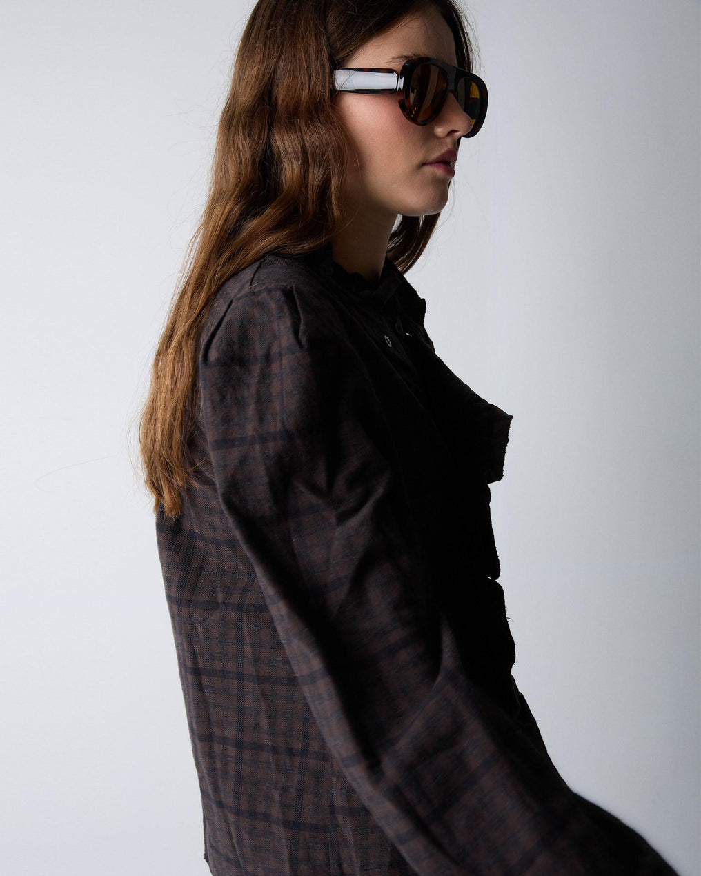 Blusa Volante Lateral Cuadros Marrón