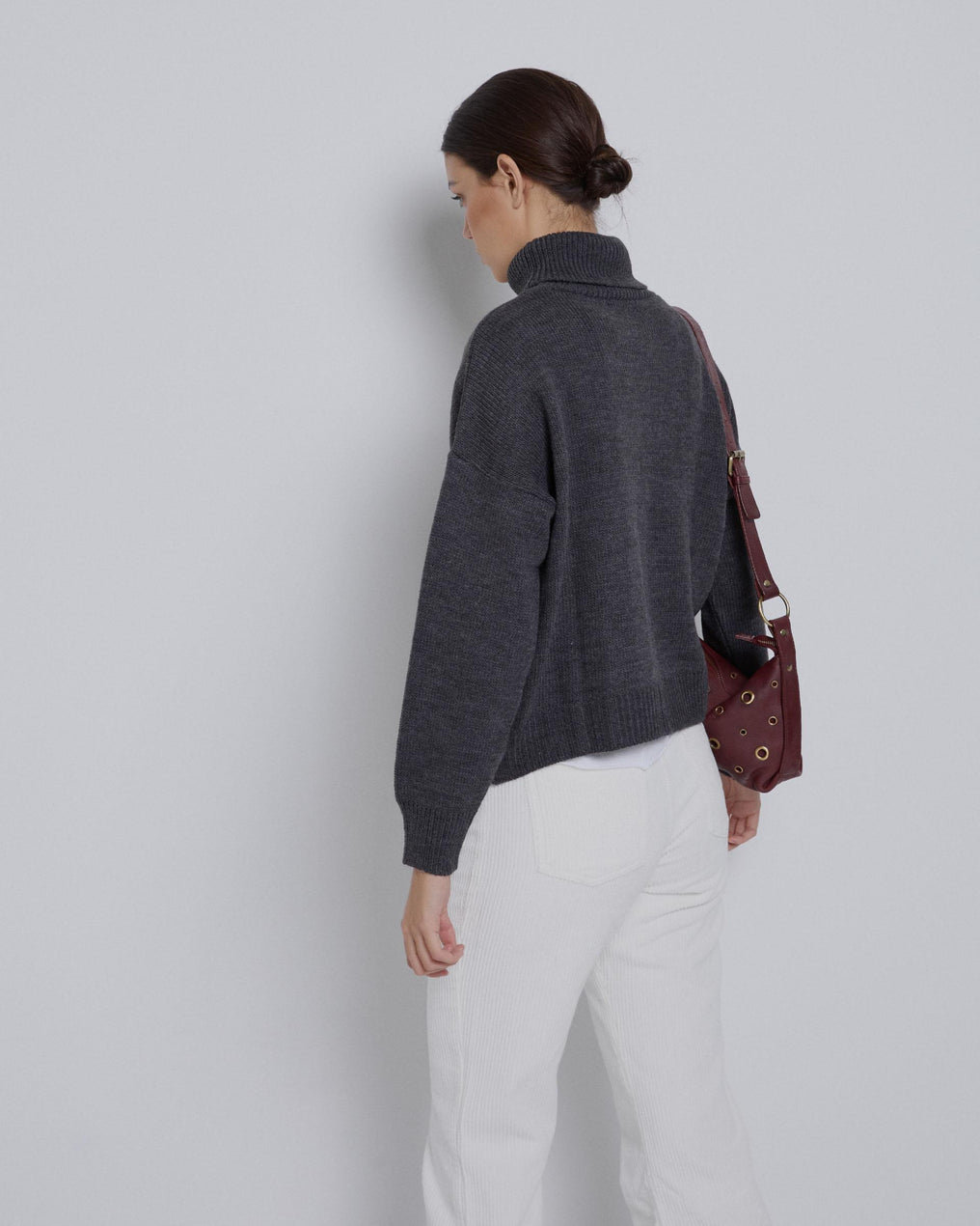 Jersey Cuello Alto Flor Antracita