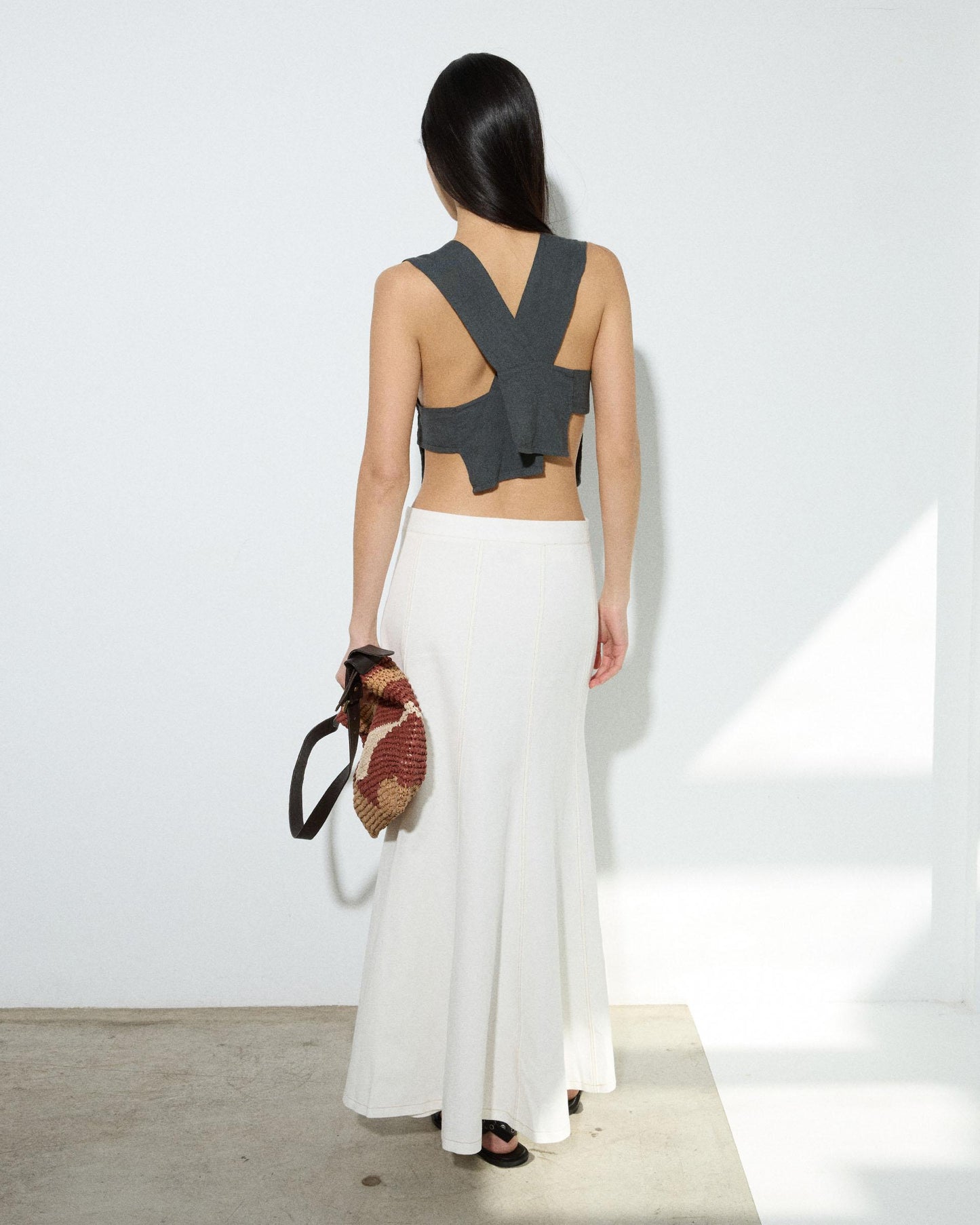 Cross-Back Linen Top Anthracite