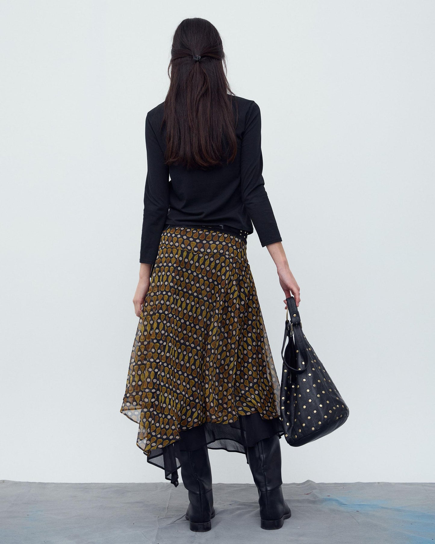 Saia Folho Baixo Contraste Preto