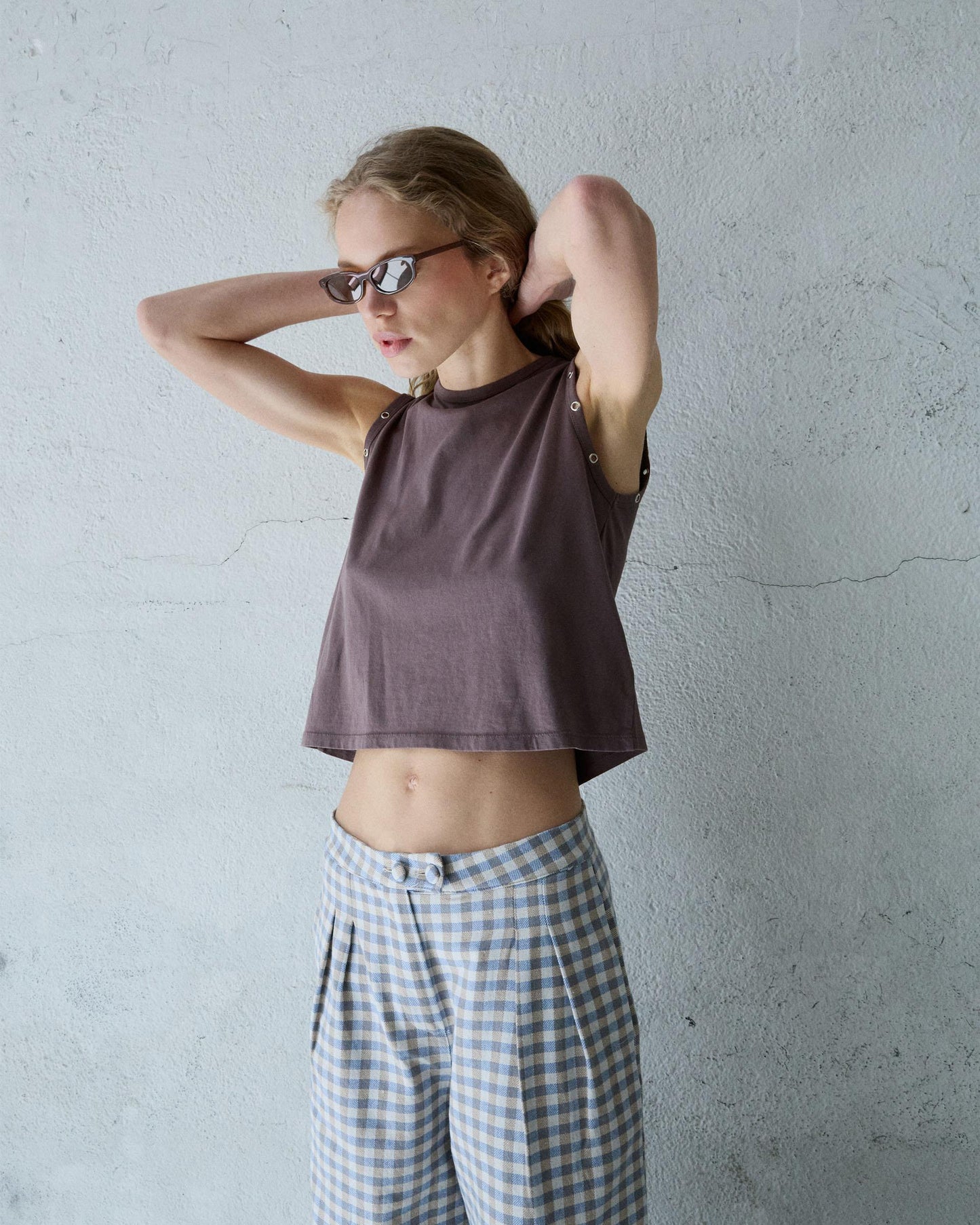 T-shirt sans Manches Eyelets Marron