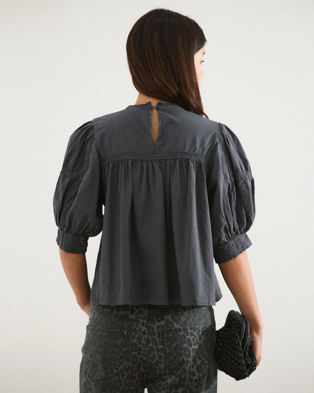 Blusa Manga Francesa Puntillas Jaretas Antracita