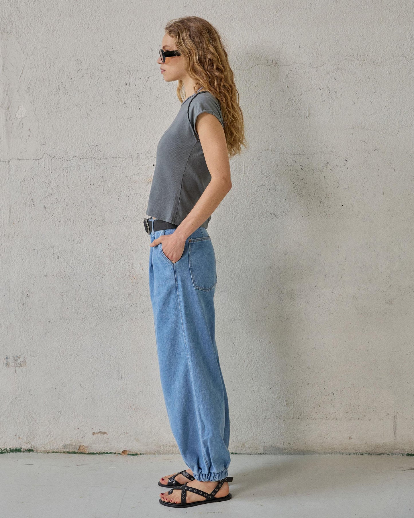 Jeans Bombacho Pregas Azul