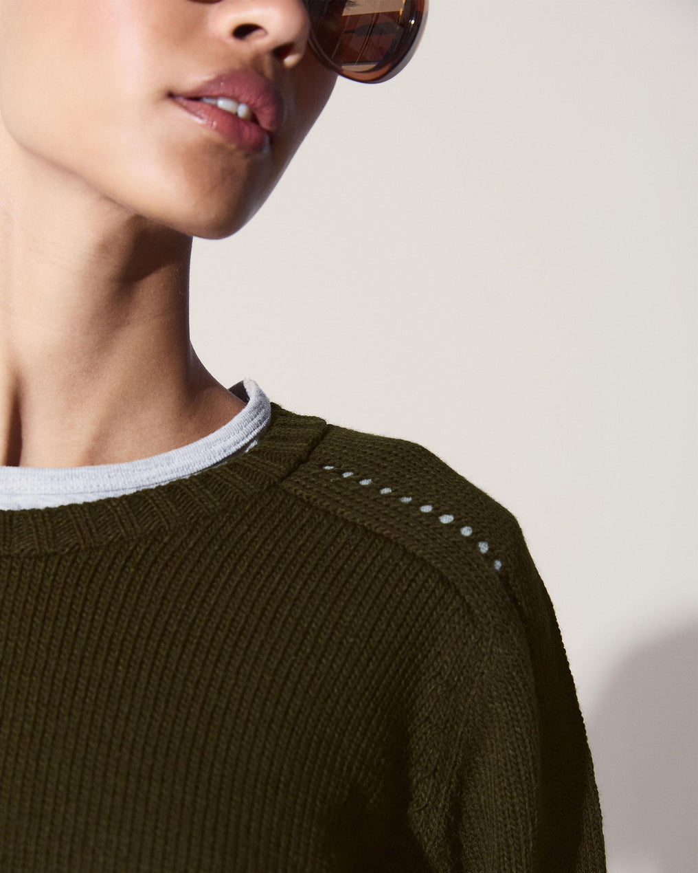 Jersey Detalle Hombros Verde Oscuro