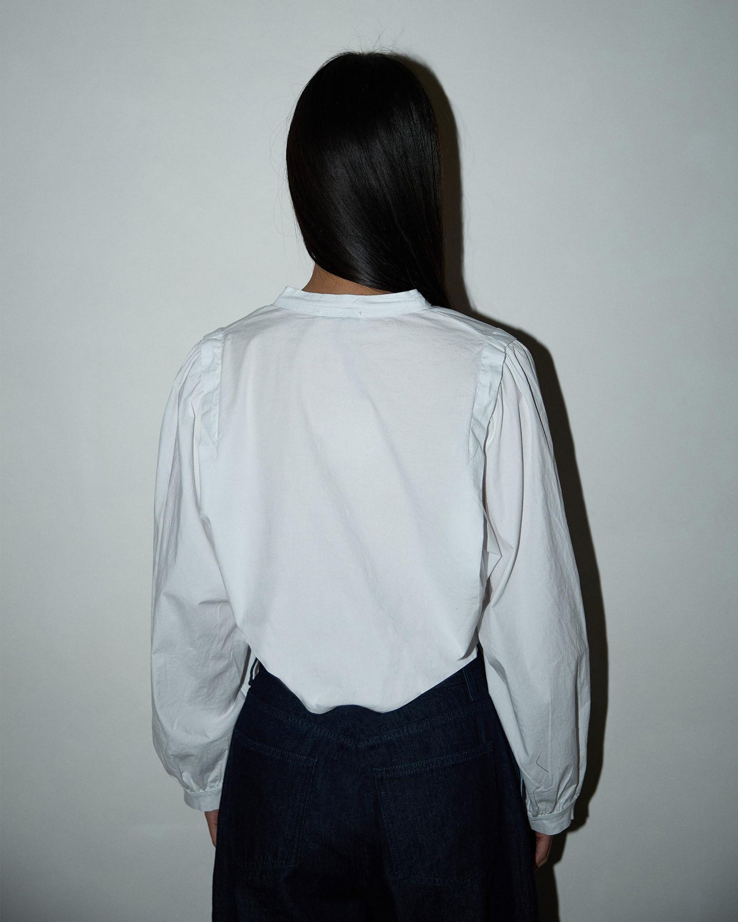 Camisa Solapa Hombros Blanca