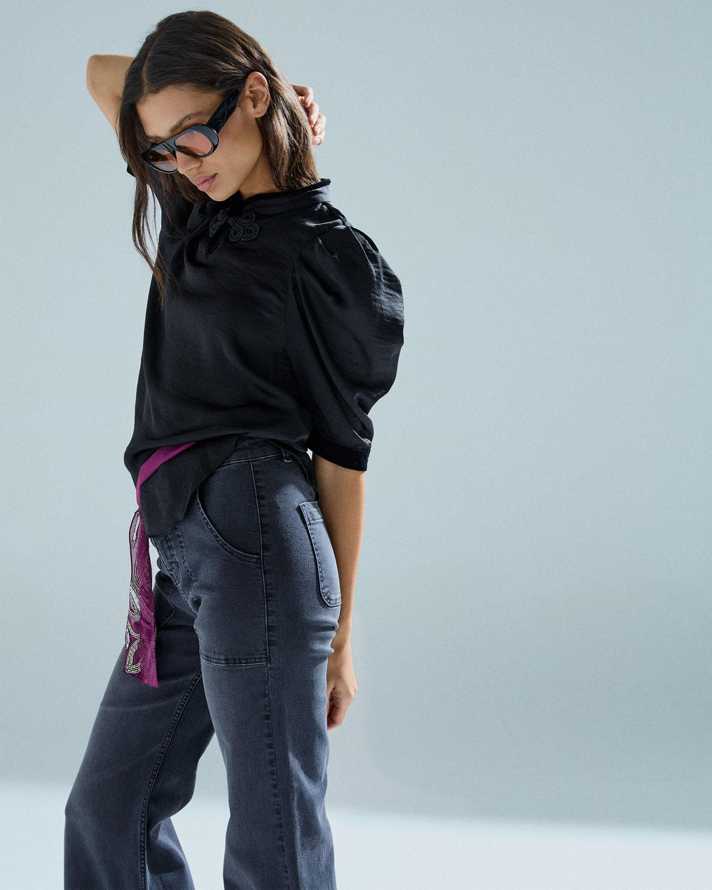 Blusa Alamar Detalle Terciopelo Negro