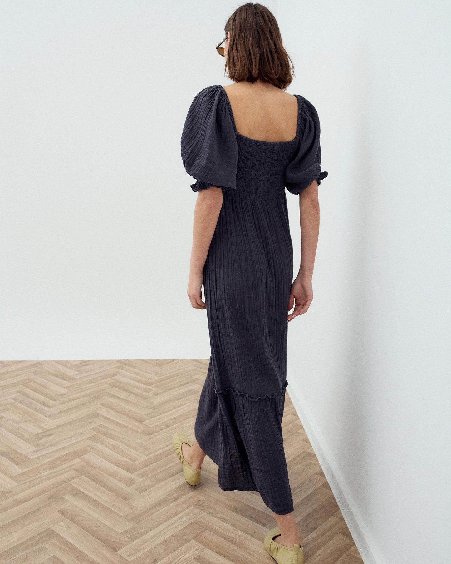 Vestido Nido De Abeja Manga Abullonada Antracita