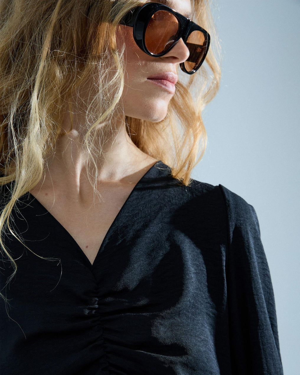 Blusa Manga Larga Frunce Negro