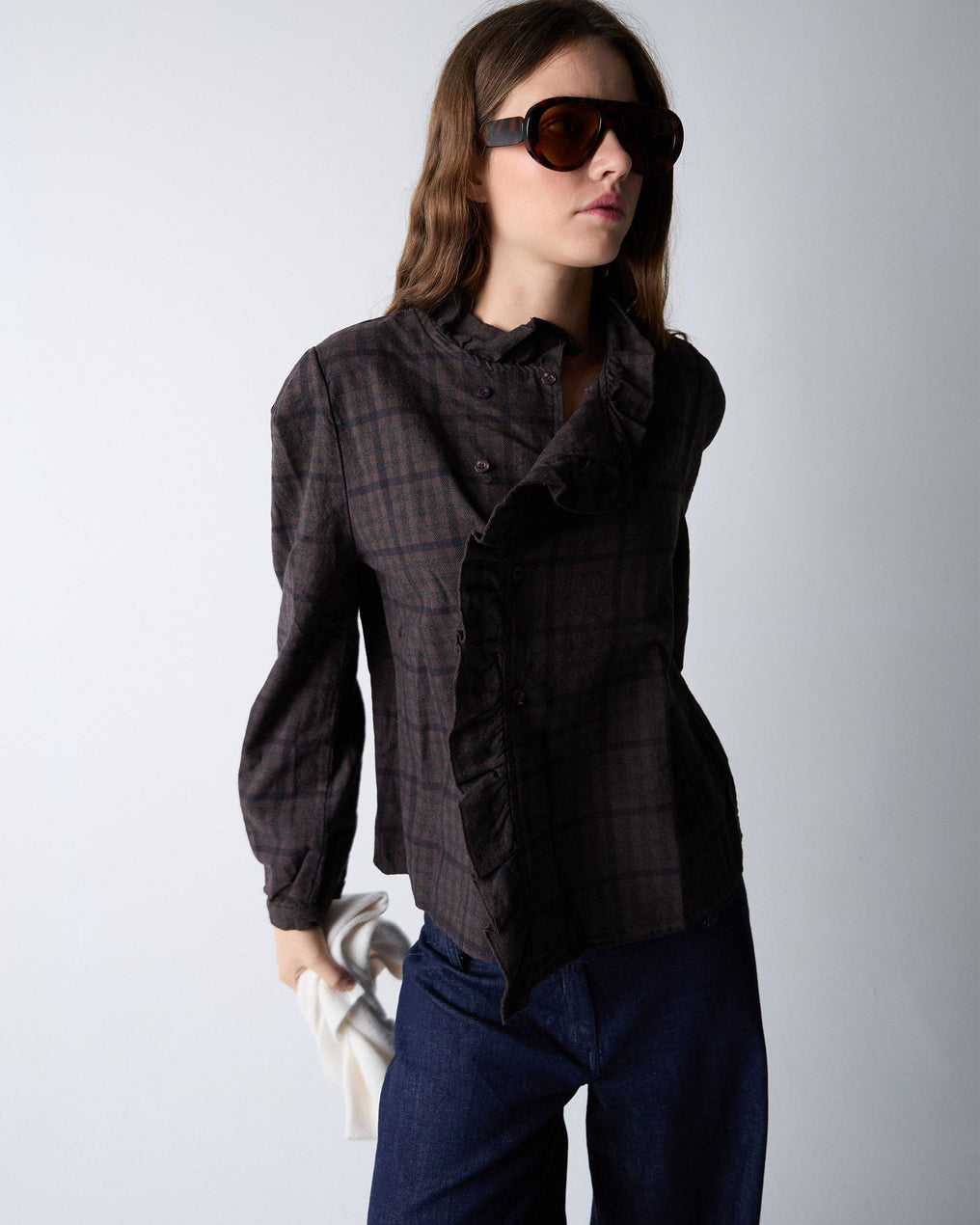 Blusa Volante Lateral Cuadros Marrón