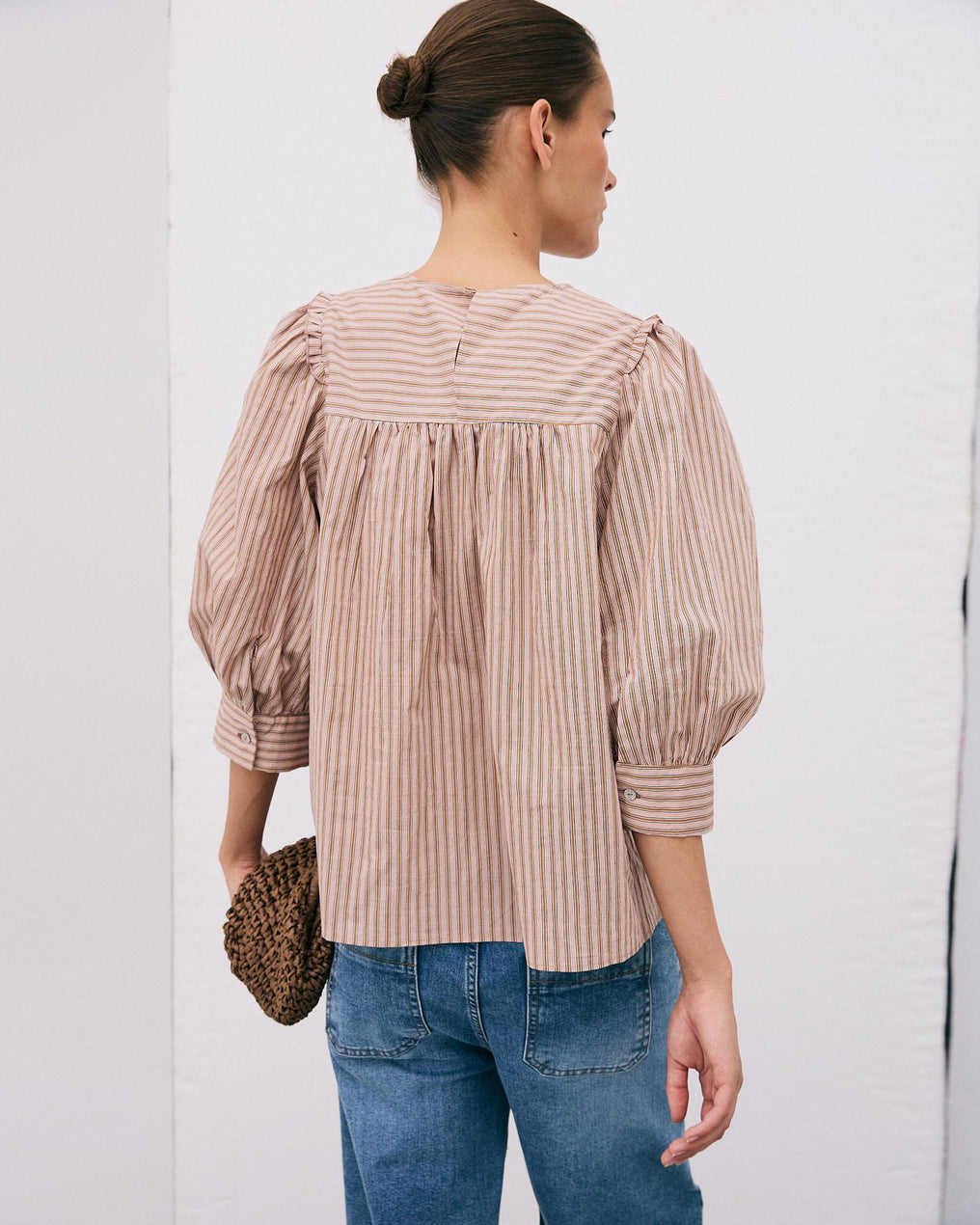 Blouse Rose à Rayures et Empiècement