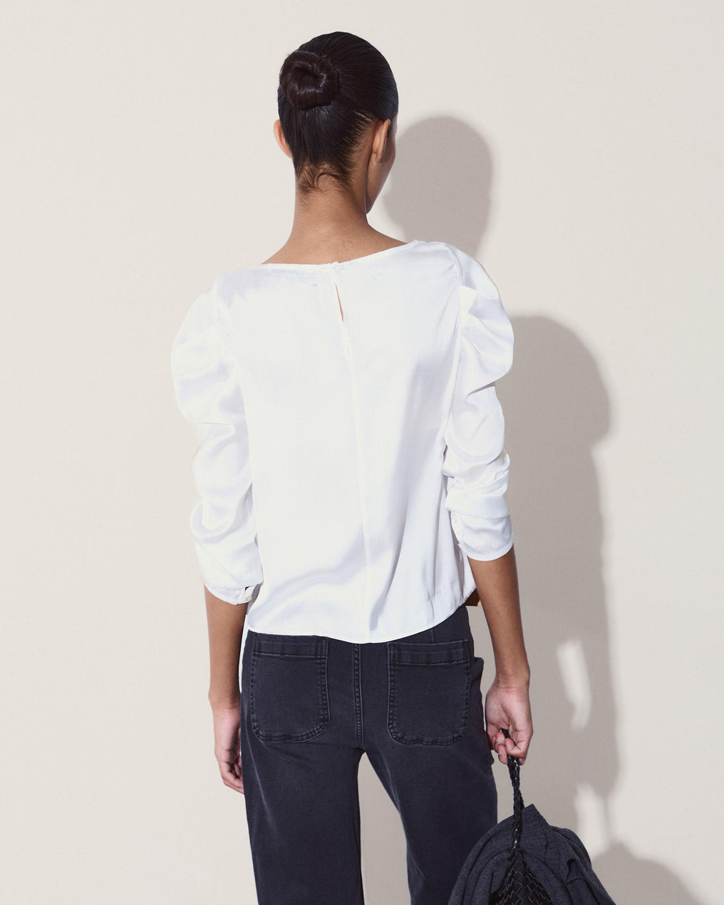 Blusa Manga Abullonada Blanca