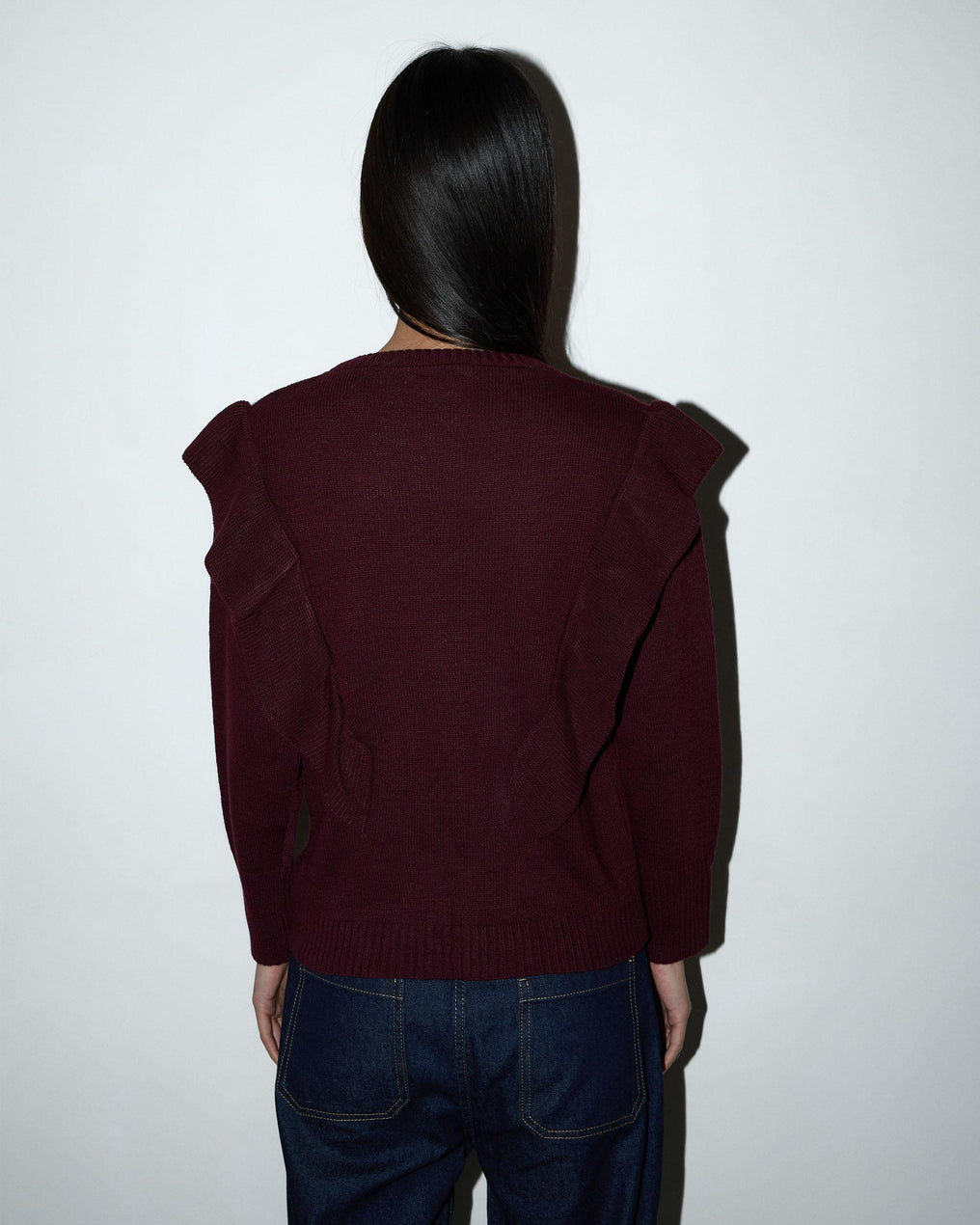 Camisola roxa com folhos laterais