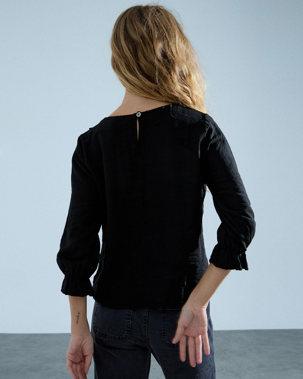 Blusa Delantero Cruzado Negro