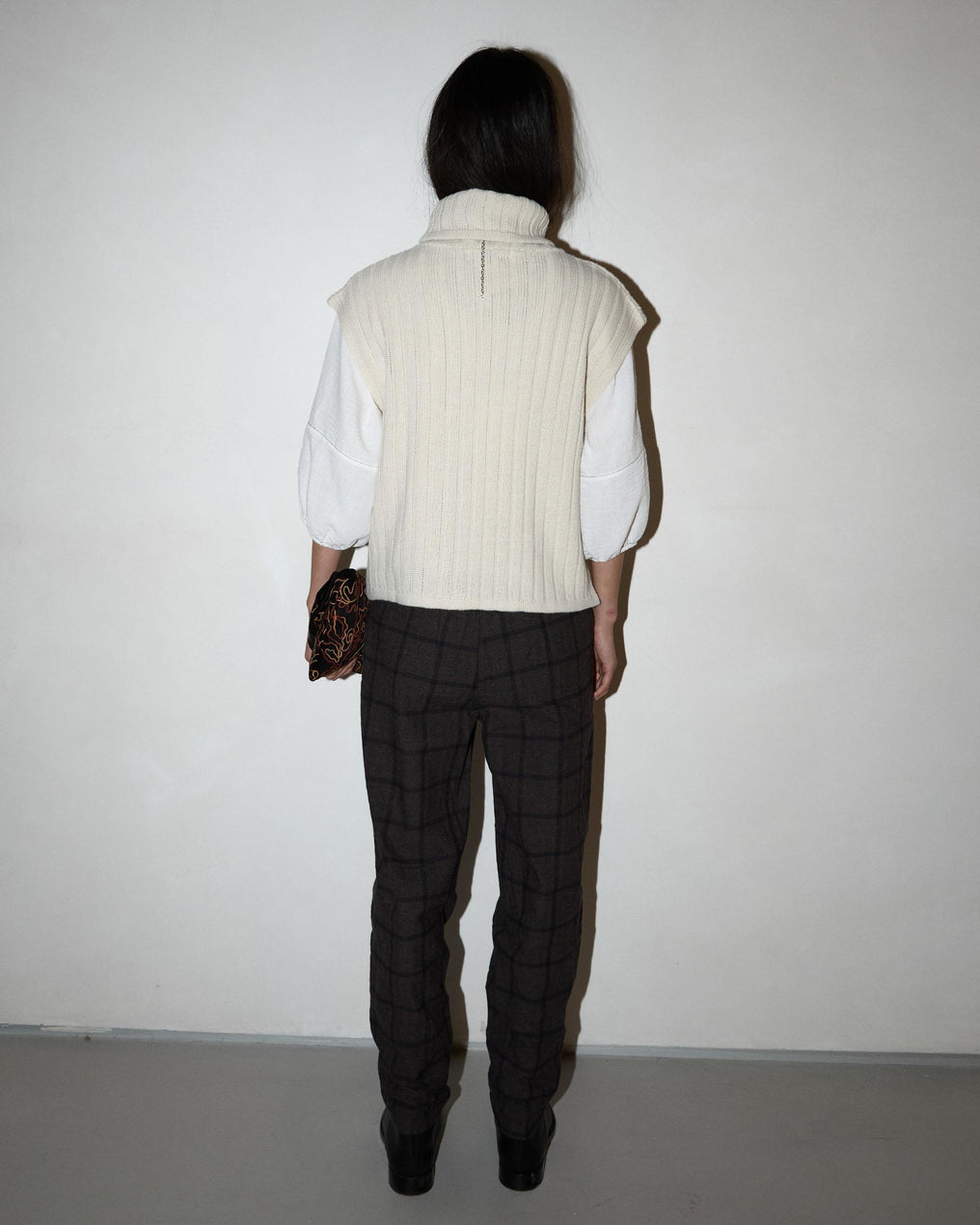 Raw Ribbed Turtleneck Knit Vest