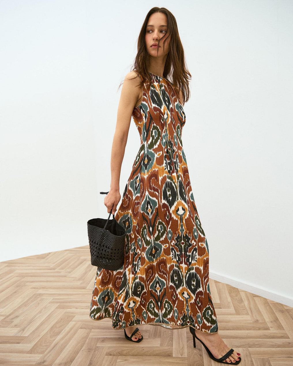 Vestido sem Mangas com Estampado Étnico Multicolor