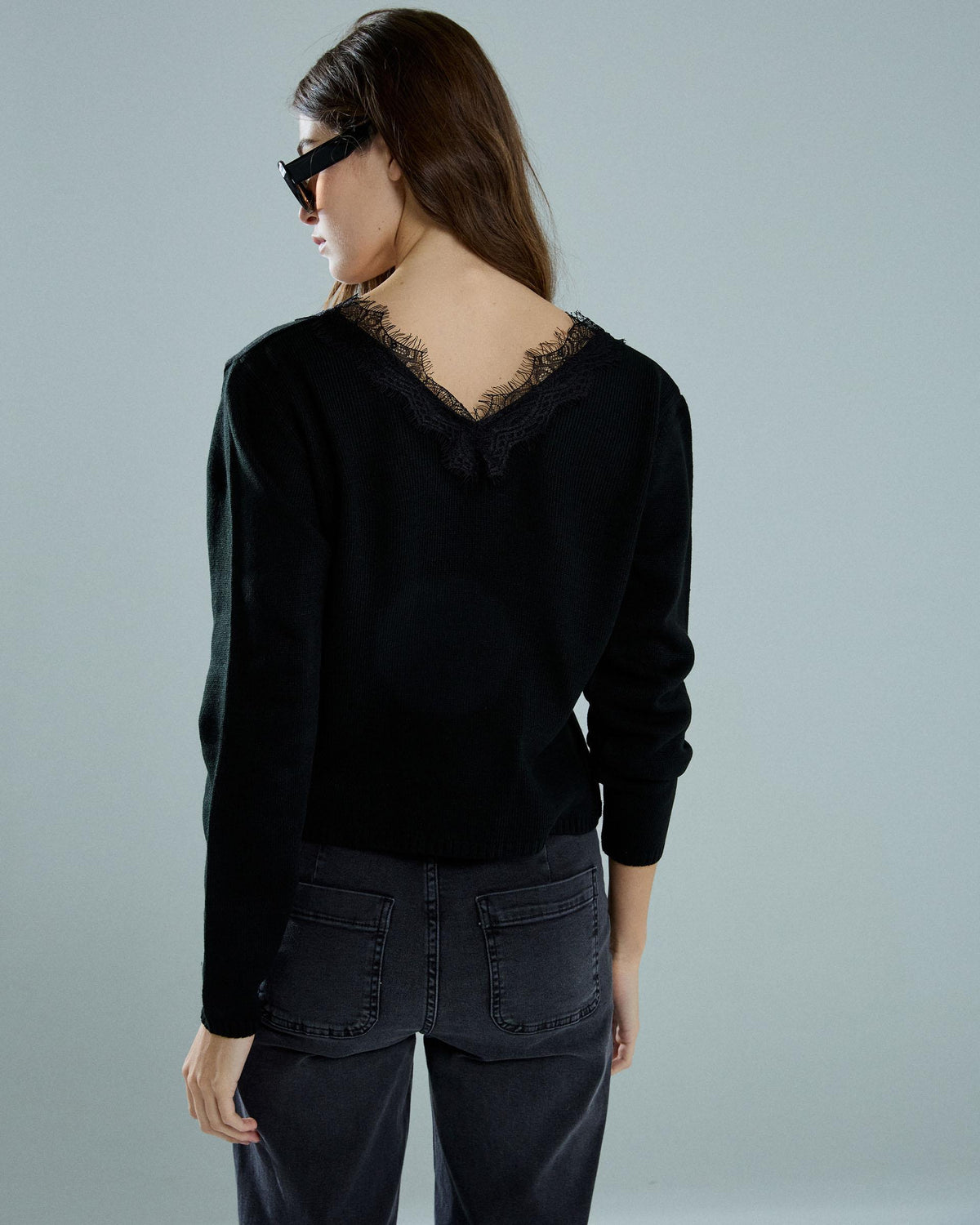 Jersey Escote Encaje Negro
