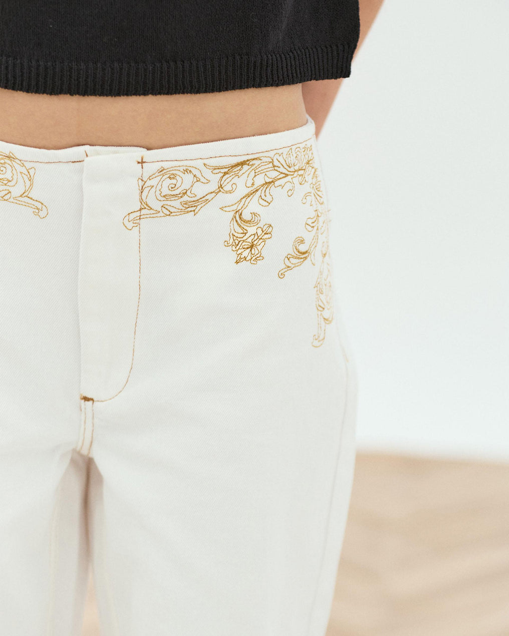Jeans Bordados Étnicos Blanco