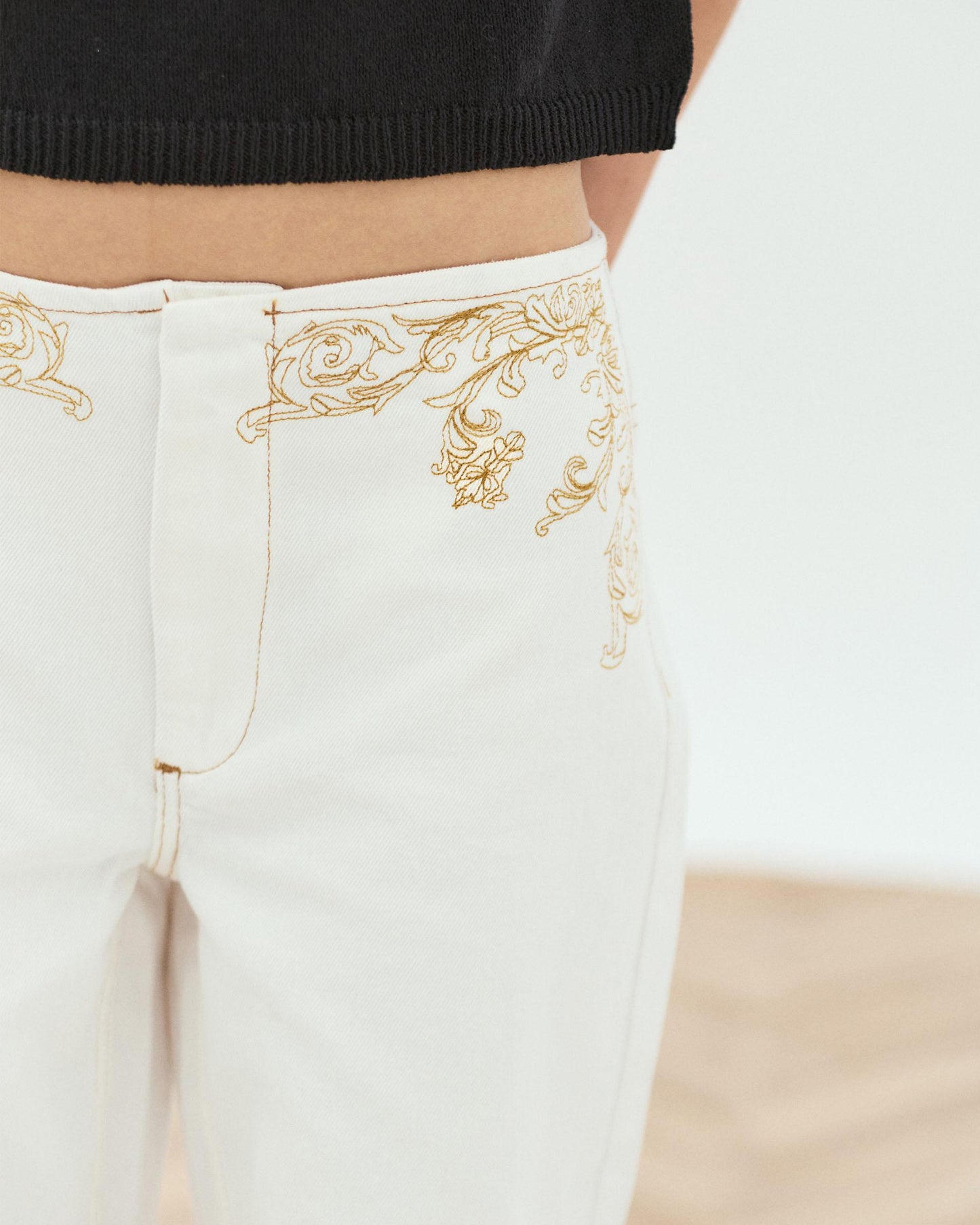 Jeans Bordados Étnicos Blanco