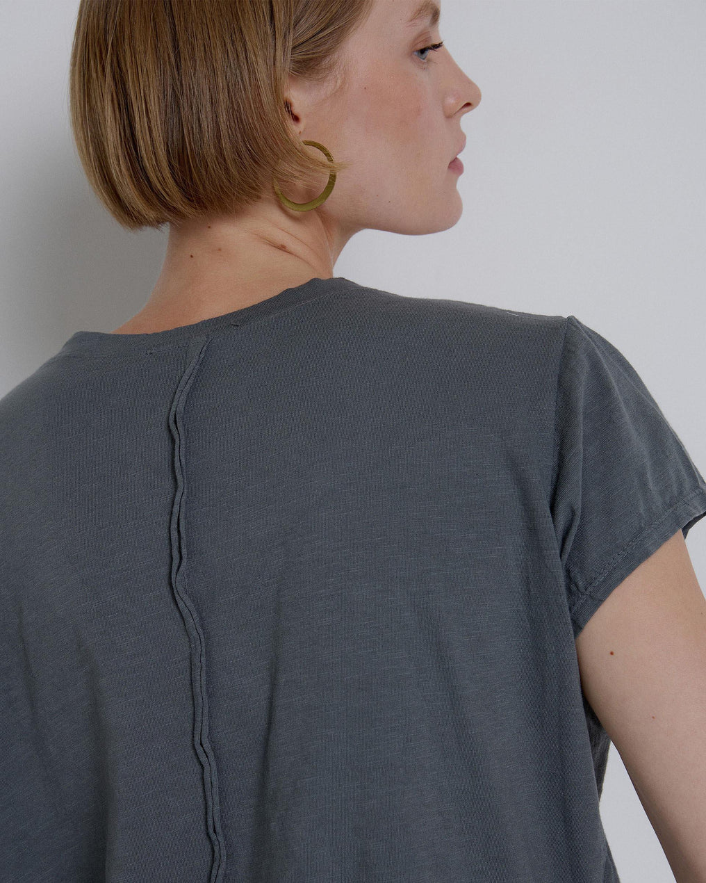 Camiseta Básica Manga Corta Gris