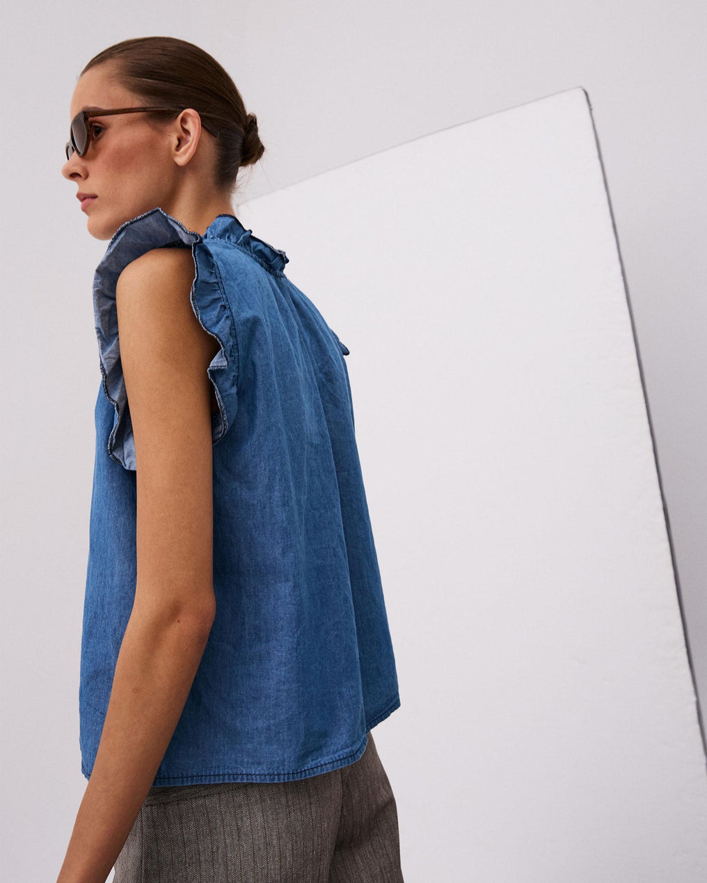 Blusa Sin Mangas Volantes Escote V Tipo Denim Azul Jeans