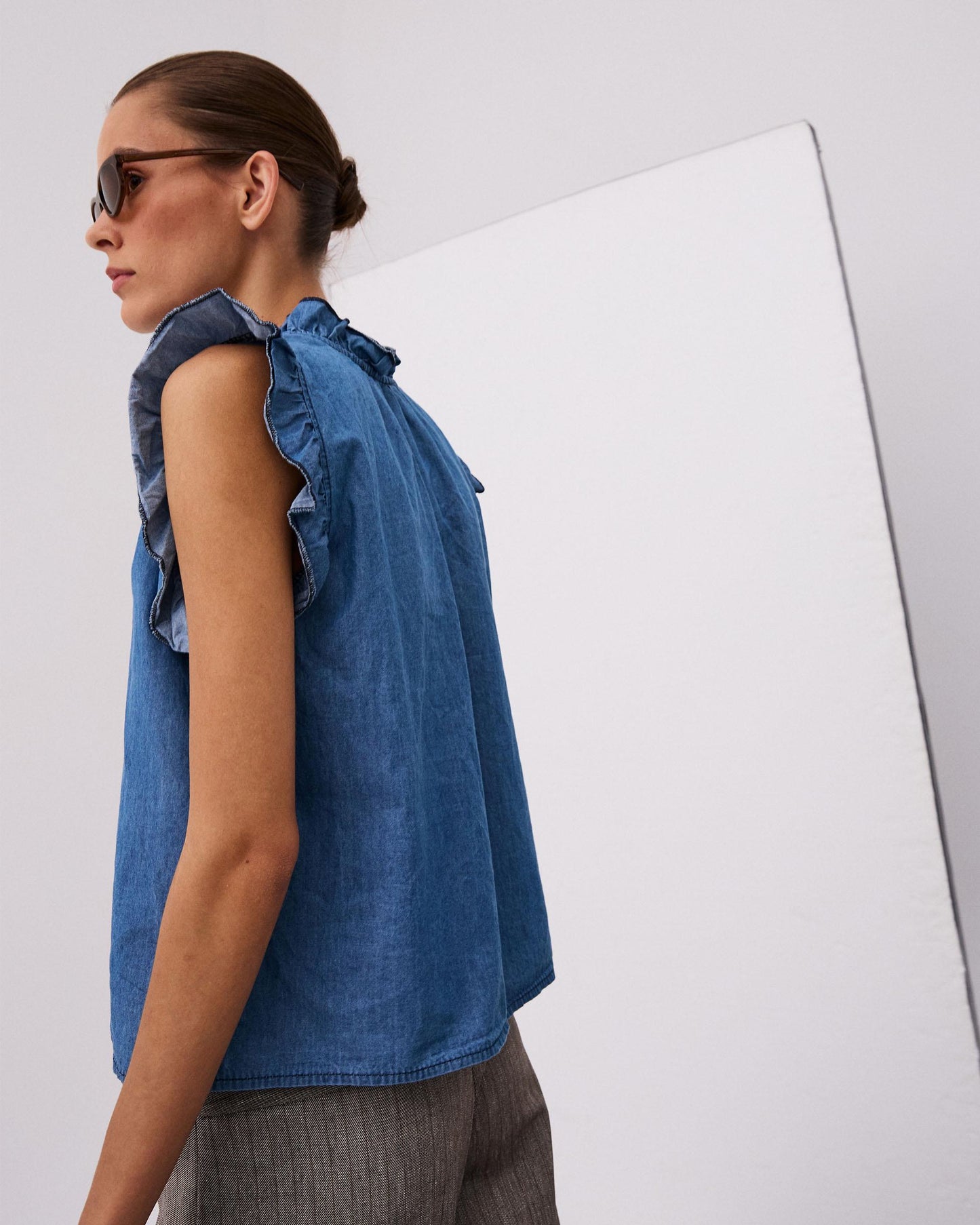 Blusa Sin Mangas Volantes Escote V Tipo Denim Azul Jeans
