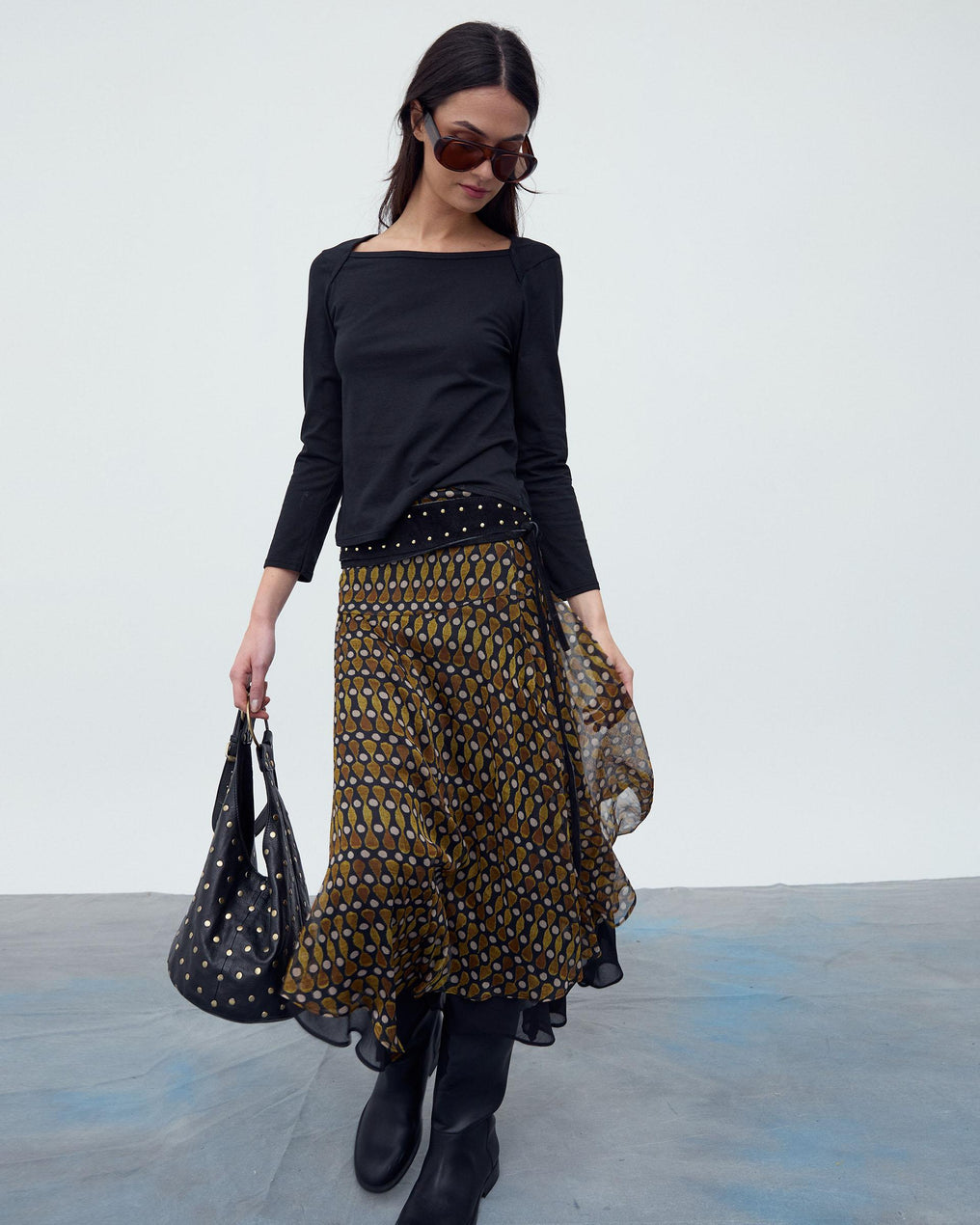 Black Contrast Ruffled Hem Skirt