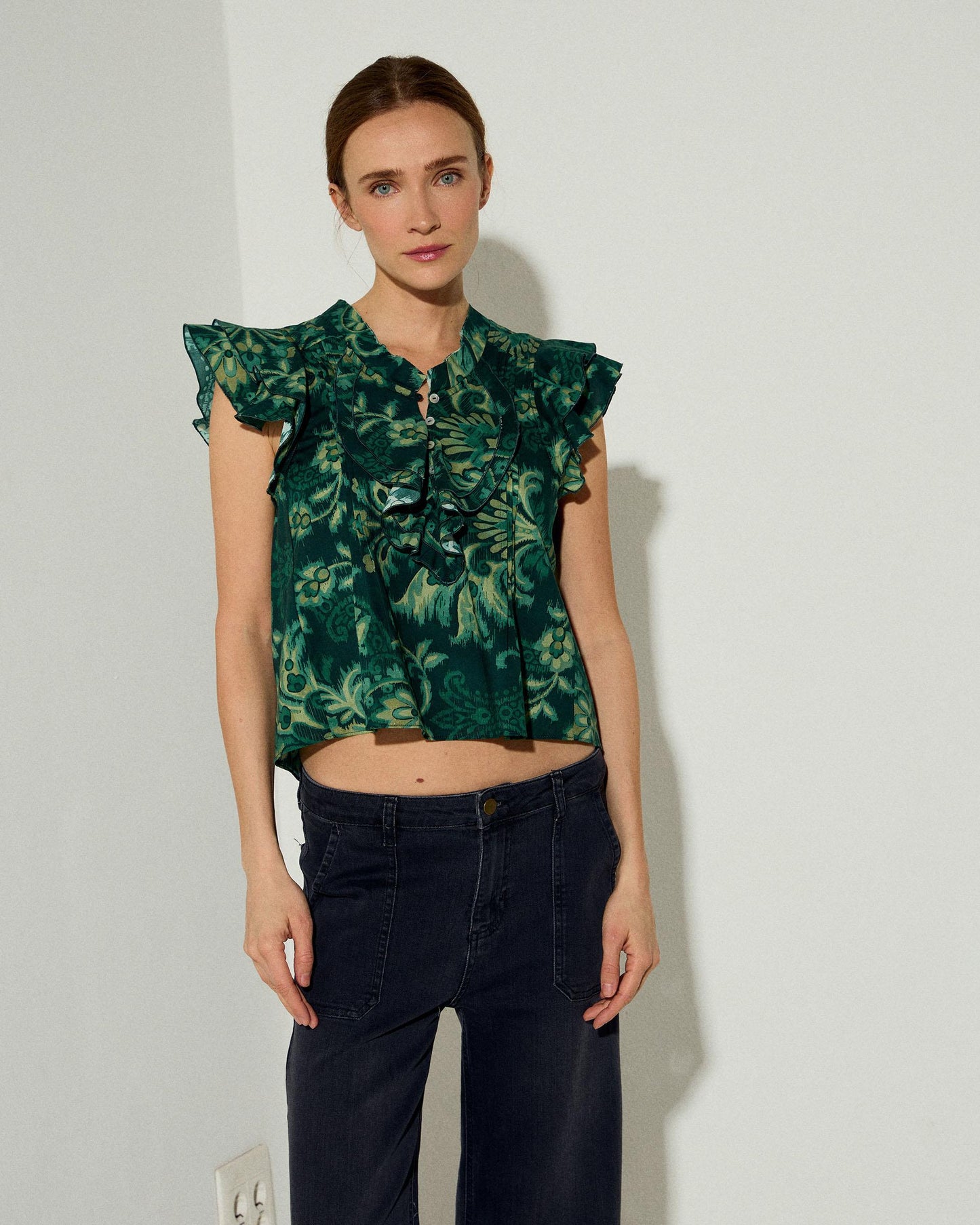 Sleeveless Blouse with Floral Print in Green