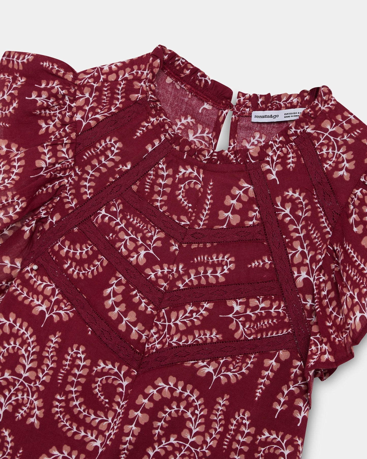 Blusa Manga Curta Folhos Rendas Estampada Grená